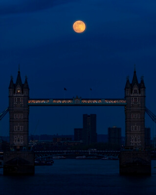 photos of London - View of Tower Bridge from London Bridge