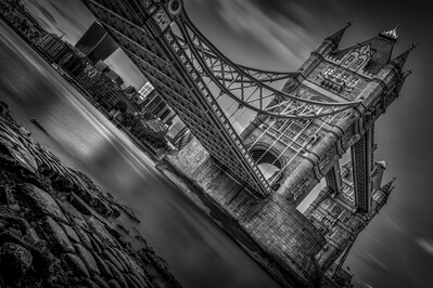 images of London - Tower Bridge from Horselydown Old Stairs