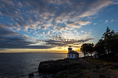 photography spots in Washington - Lime Kiln Lighthouse