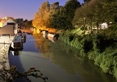 photo spots in England - Kennet and Avon Canal Centre 