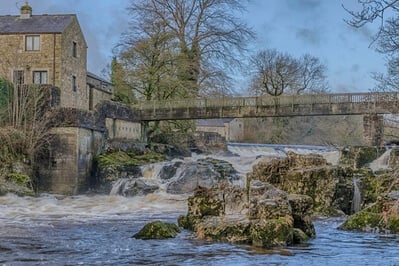 instagram spots in United Kingdom - Linton Falls and Weir