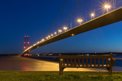 England photography spots - Humber Bridge