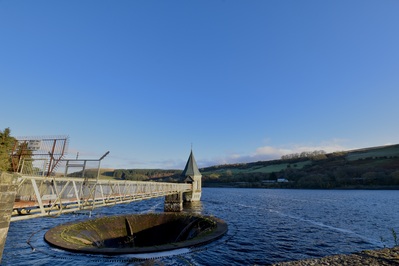 images of South Wales - Pontsticill Reservoir