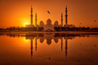 Abu Dhabi instagram spots - View of Sheikh Zayed Grand Mosque from Wahat Al Karama 