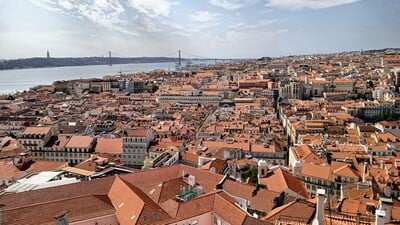 photo spots in Lisbon - View from St George's castle.