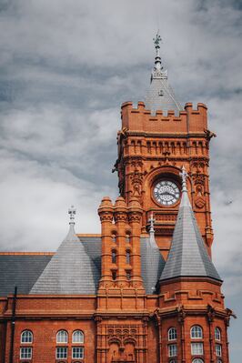 pictures of South Wales - Pierhead Building