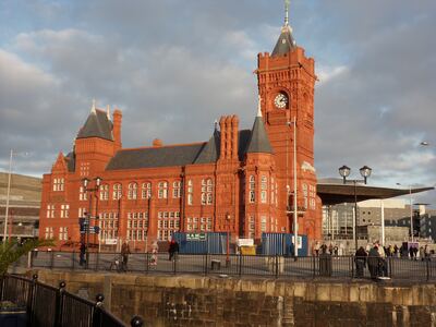 photos of South Wales - Pierhead Building
