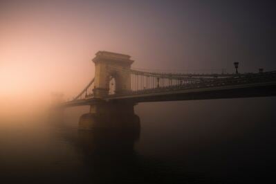 photography locations in Hungary - Chain Bridge - Danube Viewpoint