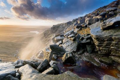 photography spots in The Peak District - Kinder Downfall
