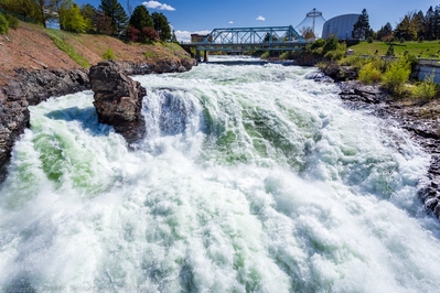 photo locations in Washington - Upper Spokane Falls