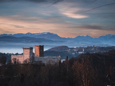 View of Castelli di Giulietta e Romeo