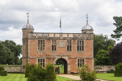 photography locations in England - Charlecote Park