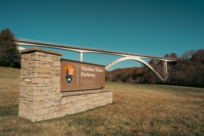 United States instagram spots - Natchez Trace Parkway Bridge