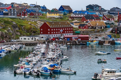 Greenland instagram spots - Ilulissat Harbour