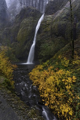 instagram spots in Oregon - Horsetail Falls