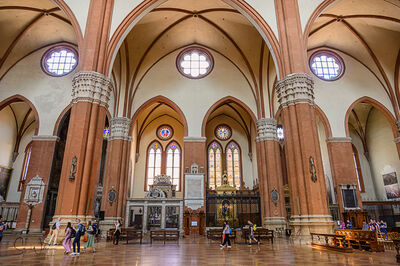 photo locations in Bologna - Basilica di San Petronio