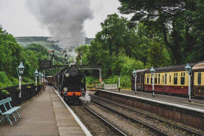 photo spots in England - Grosmont Station