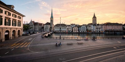pictures of Zurich - Elevated Viewpoint of Münsterbrücke