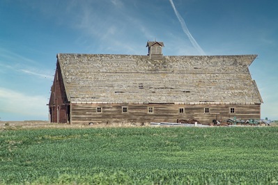 United States photo spots - Old Barn on Evans Road