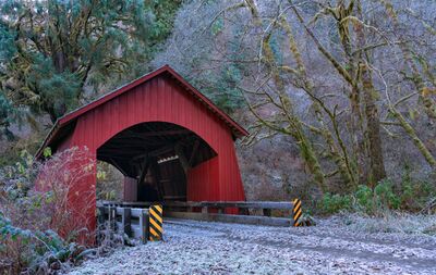 photo spots in Oregon - Yachats Covered Bridge