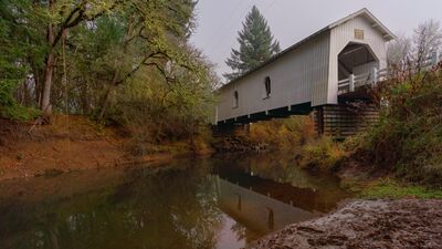 Oregon instagram locations - Hoffman Covered Bridge
