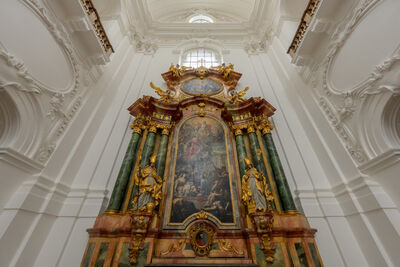 photo spots in Austria - Kollegienkirche