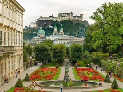photo spots in Salzburg - Mirabell Gardens