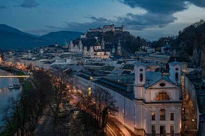 photo locations in Salzburg - Humboldtterrasse Klausentor Views