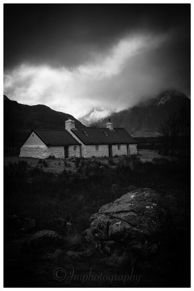 pictures of Glencoe, Scotland - Black Rock Cottage