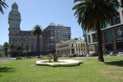 Uruguay photos - Independence Square, Montevideo