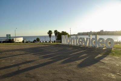 photo locations in Uruguay - Montevideo Letters