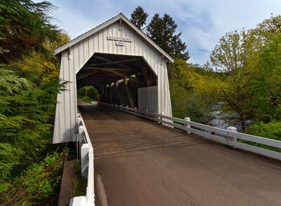 Oregon instagram spots - Hayden Covered Bridge