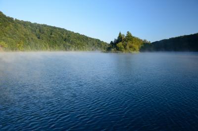 pictures of Plitvice Lakes National Park - Lake Kozjak South