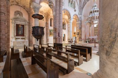 photos of Coastal Montenegro - Kotor Svetog Tripuna Cathedral 
