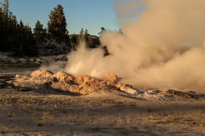 images of Yellowstone National Park - FPP - Jet Geyser