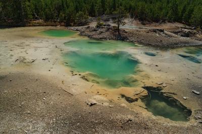 photography spots in Wyoming - NGB - Dishwater Spring 