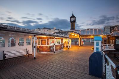 photos of Brighton & South Downs - Palace Pier