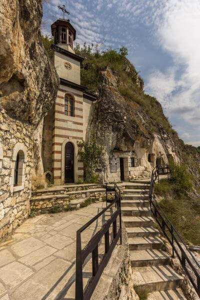 photos of Bulgaria - Basarbovski Rock Monastery