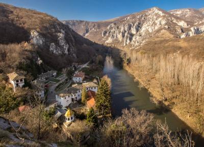 pictures of Bulgaria - Cherepish monastery