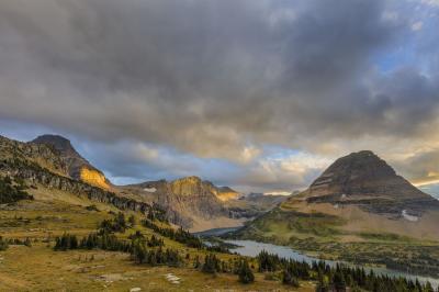 photo locations in Glacier National Park - Hidden Lake Trail and Overlook