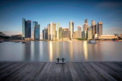 Singapore photography locations - Louis Vuitton Exterior & Boardwalk