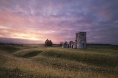 England photography locations - Knowlton Church & Earthworks