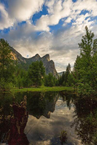 photography spots in Yosemite National Park - Valley Marker  V-13
