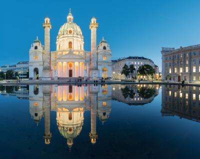 pictures of Vienna - Karlskirche