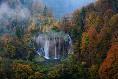 images of Plitvice Lakes National Park - Veliki Prštavac from above
