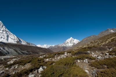 images of Nepal - Chekhung valley