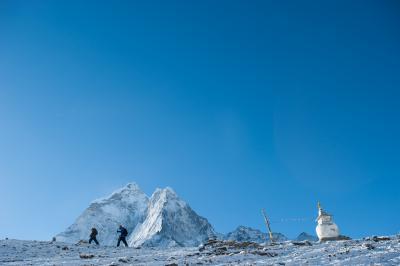photo locations in Khumjung - Dingboche chortens