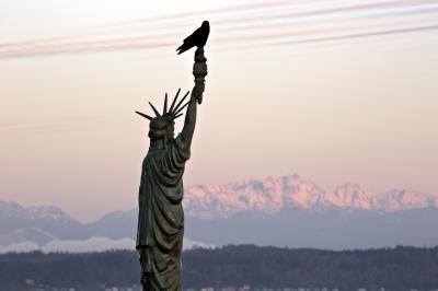 pictures of Seattle - The Statue of Liberty at Alki Beach Park