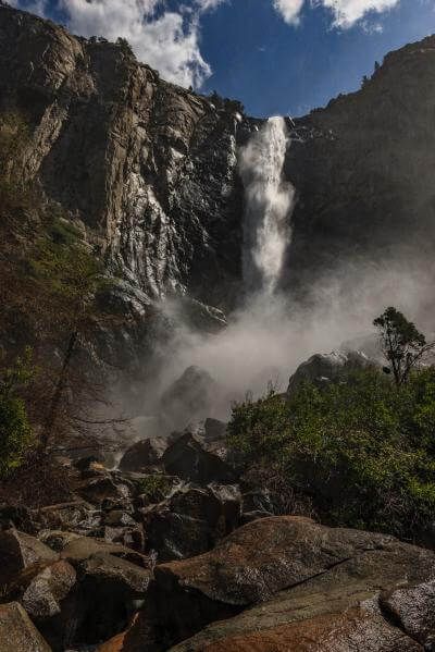 United States pictures - The Bridalveil Fall Trail 