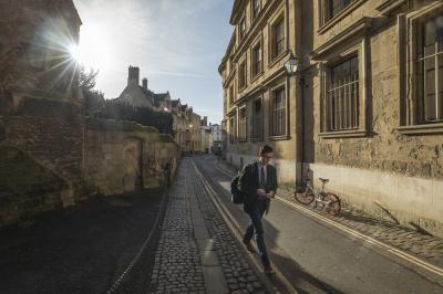 photos of Oxford - Queen’s Lane